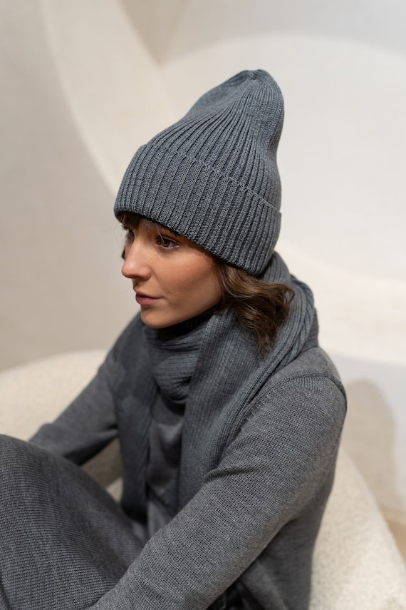 Merino Wool Beanie Double Layer Knitted Warm Winter Hat Unisex Minimal TRENDOUX Black Beanie for Men Women: Winter 100% Merino Wool  main image 3