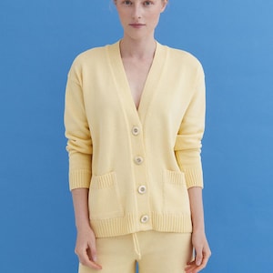Gestrickte Baumwoll-Strickjacke für Frauen, Übergroßer Strickpullover mit Taschen, Gestrickte Baumwolljacke, Sommer-Strickjacke mit Knöpfen für Frauen