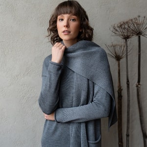 Knitted merino wool scarf, Autumn neck warmer, Merino wool blanket shawl, Merino wool scarves, Unisex scarf, Black shoulder wrap