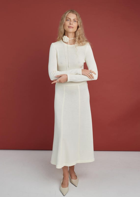 Knitted Merino Wool Wedding Dress: Long Sleeve Ivory Bridal Gown