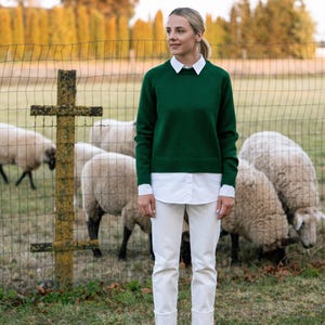 Handgjord merinoulltröja: Grå stickad rund hals bild 5