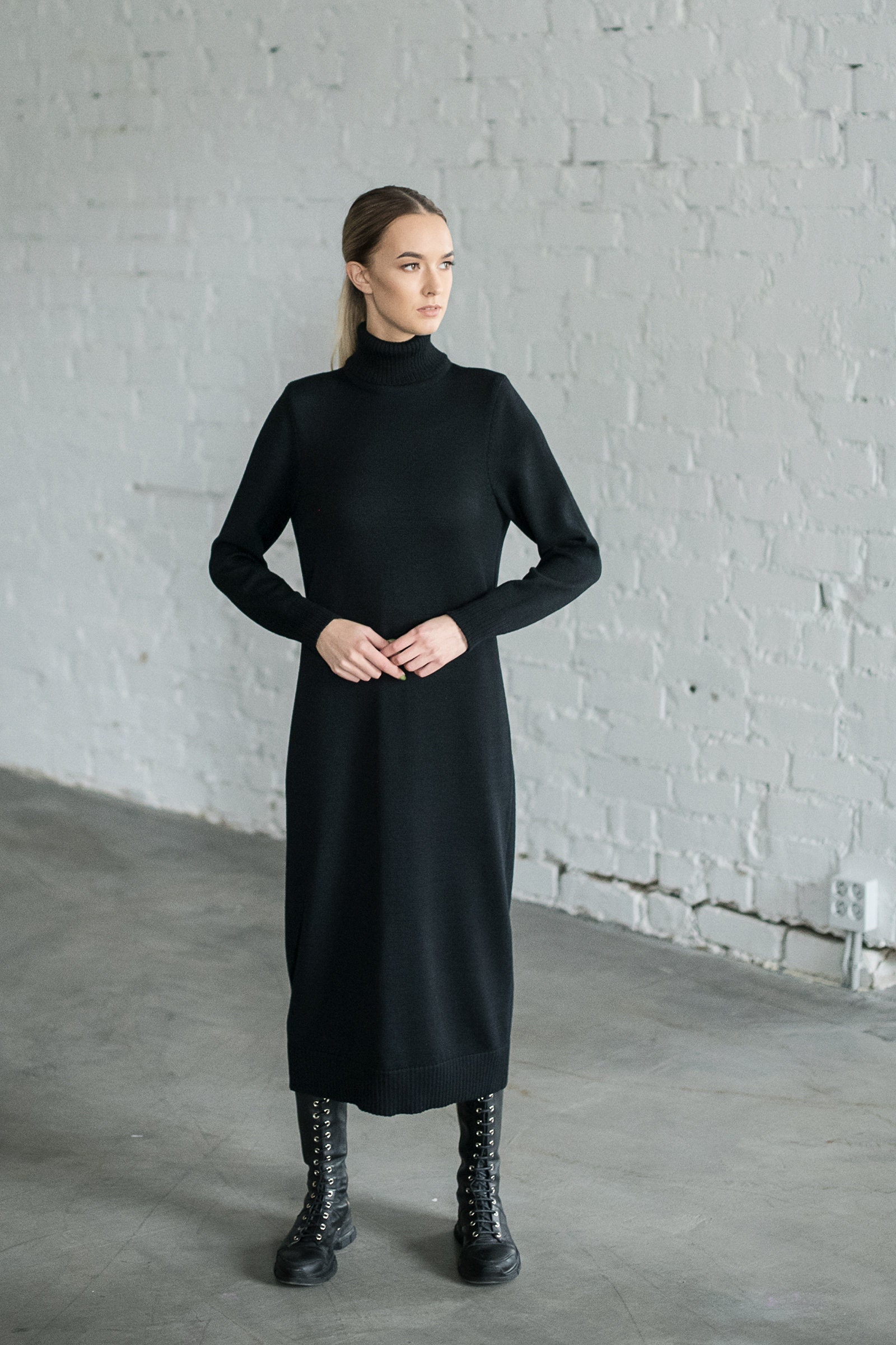chinese dress ladies BLACK LONG SLEEVE KNIT DRESS main image 0