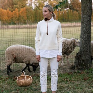 Handgjord merinoulltröja: Grå stickad rund hals bild 8