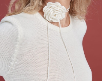 Handmade Merino Wool Rose Choker: Delicate Crochet Necklace