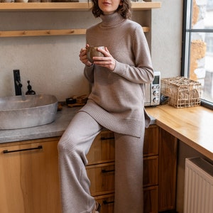 Cozy and elegant sweater and pants set,  Women's two-piece co-ord suit, Knitted merino wool loungewear, Minimalist merino wool pullover