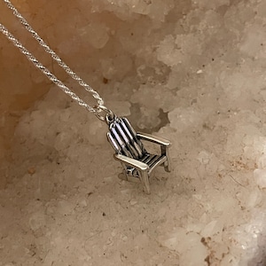Adirondack chair necklace with 20 inch chain