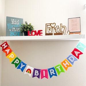 Banner de arco-íris de feliz aniversário, banner de feltro de aniversário de arco-íris, decorações de festa, guirlanda de feltro de feliz aniversário, decorações de banner de aniversário