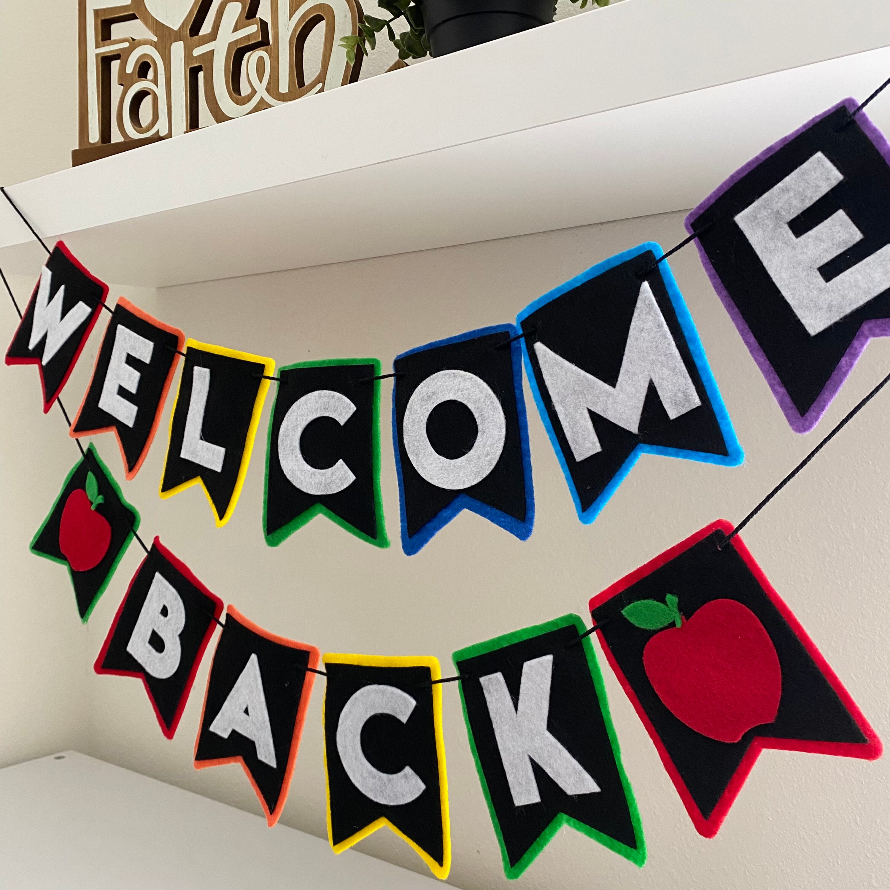 Backdrop Board First Day Of School Backdrop Banner With 72x43 Inch Back To  School Backdrop Bulletin Board For First Day Of Kindergarten Primary High  Teacher Backdrop Welcome Back To School, image size:3000x3000