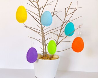 Adornos de Pascua de fieltro hechos a mano: decoración colorida de Pascua