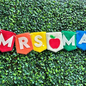 Personalized Teacher Felt Banner, custom name felt banner, classroom teacher name felt banner, classroom decor, teacher name bunting gift