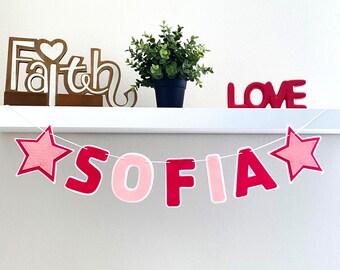 Wimpelkette mit Namen, personalisierbar, Filzgirlande, Kindergirlande, Namensgirlande, Babypartygirlande, Spielzimmerdeko, Namensgirlande, Name personalisiert
