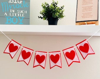 Filzherz Girlande zum Valentinstag: Handgemachte Girlande
