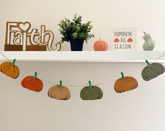 Felt Pumpkin Garland, thanksgiving felt banner, boho wall decor, thanksgiving decor, fall decor, thanksgiving garland, holiday decorations
