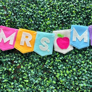 Personalized Teacher Felt Banner, custom name felt banner, classroom teacher name banner, pastel colors  banner, teacher name bunting gift