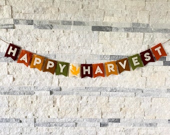 Happy Harvest Felt Banner, harvest banner, fall home decor, fall mantel decor, fall felt decor, holiday decorations, thanksgiving decor
