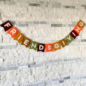 Friendsgiving Felt Banner, thanksgiving with friends decoration, friendsgiving theme, thanksgiving wall decor, friendsgiving photo backdrop