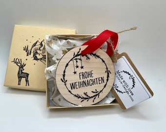 German Christmas Tree Ornament Frohe Weihnachten Deutscher Baumschmuck in gift box
