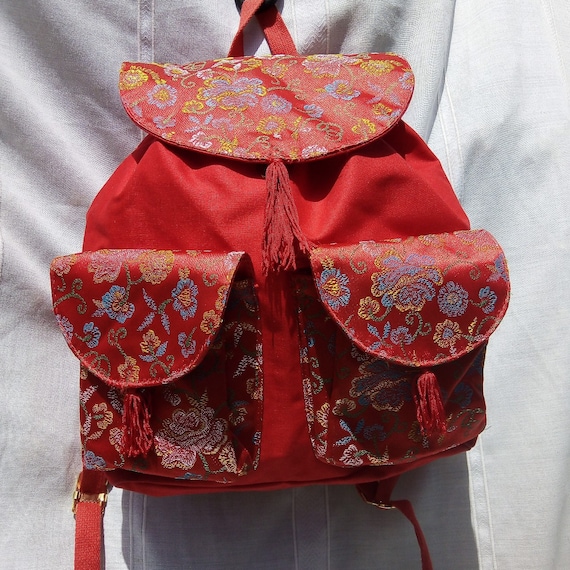 MOSCHINO VINTAGE BACKPACK 90s Red Oriental Style. Moschino  display picture 1