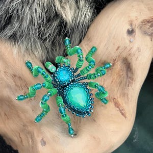 Apple Green Spider Brooch/Pin, Green Spider Brooch/Pin, Insect Jewelry Brooch/Pin