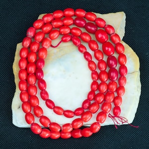 Strand of 90 Bohemian glass trade beads