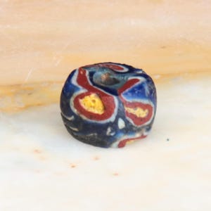 Ancient Islamic glass bead