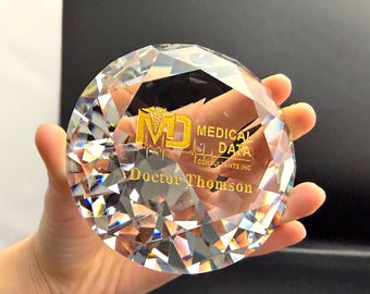 Papiergewicht glasdiamant, speciaal cadeau, gepersonaliseerd gegraveerd glas, op maat gemaakt cadeau, voor huwelijksfeest, jaarlijks bedrijfscadeau