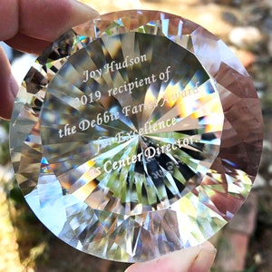 Personalized wedding gifts for guest,Laser Engraved Glass Diamond, Anniversary Gifts,Mom I love you,Crystal Diamond, Paperweight,