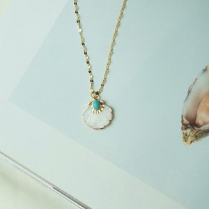 Natural Shell Necklace, Turquoise Stone Pendant, Gold Necklace, Scallop Shell Pendant, Seashell Minimalist Necklace, Gift Necklace For Her