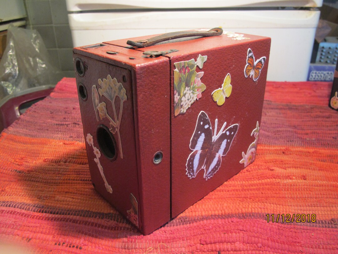 Repainted and Decorated Vintage Box Cameras. - Etsy
