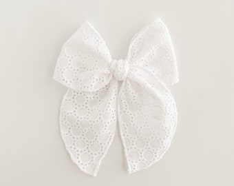 White Eyelet Oversized Grace Bow/ Fourth of July Bow/ Girl Bow/ Patriotic/ White/ Eyelet Bow/ Summer