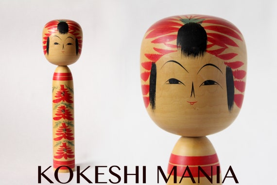 traditional kokeshi dolls