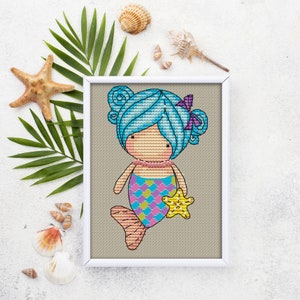Muñeca Sirena (107), serie MINI magic__dolls DMC Cross Stitch Chart Needlepoint Pattern Bordado Gráfico Imprimible PDF Descarga instantánea