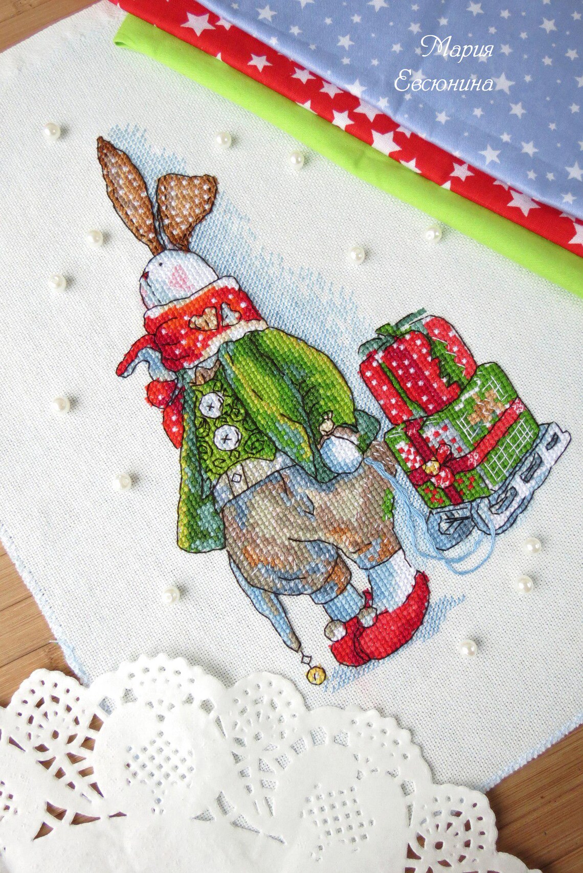 Rabbit and Presents, DMC Cross Stitch Chart Needlepoint Pattern ...