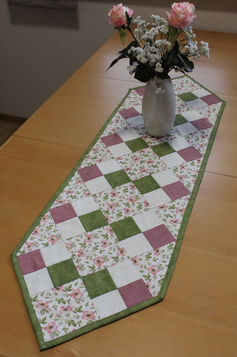 Runner da tavolo 108 cm x 32 cm, patchwork, fatto a mano, unico immagine 1