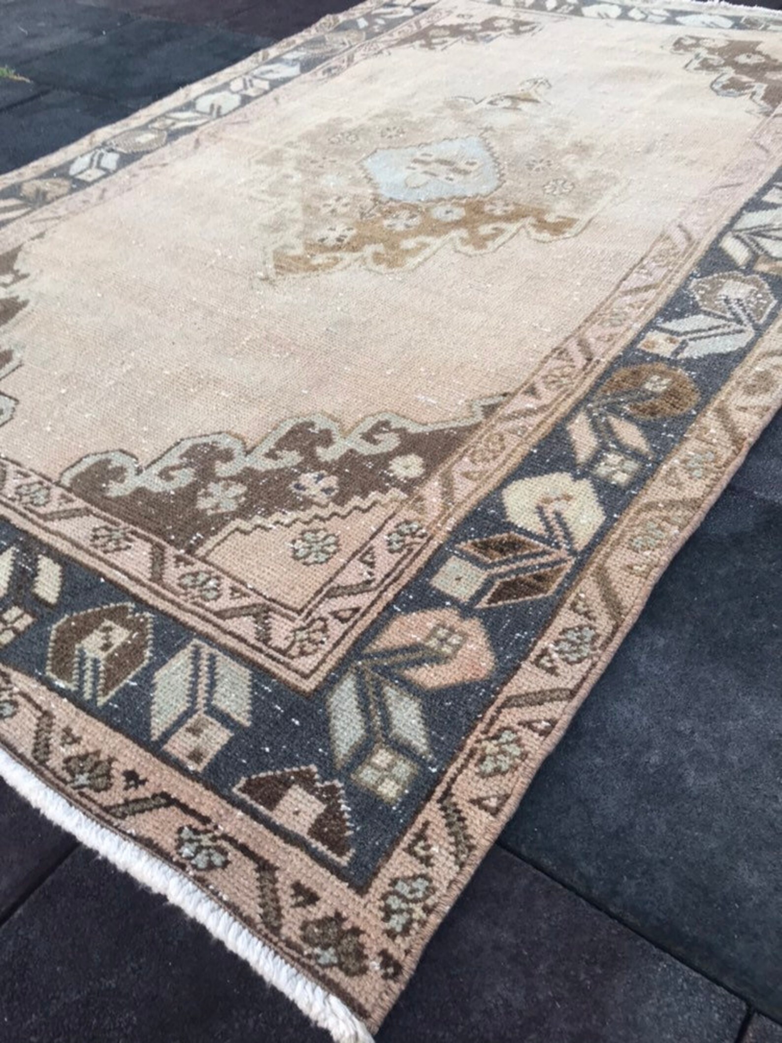 6 ft 2 in x 3 ft 9 in 189 x 120 cm Qushak Runner Rug Etsy