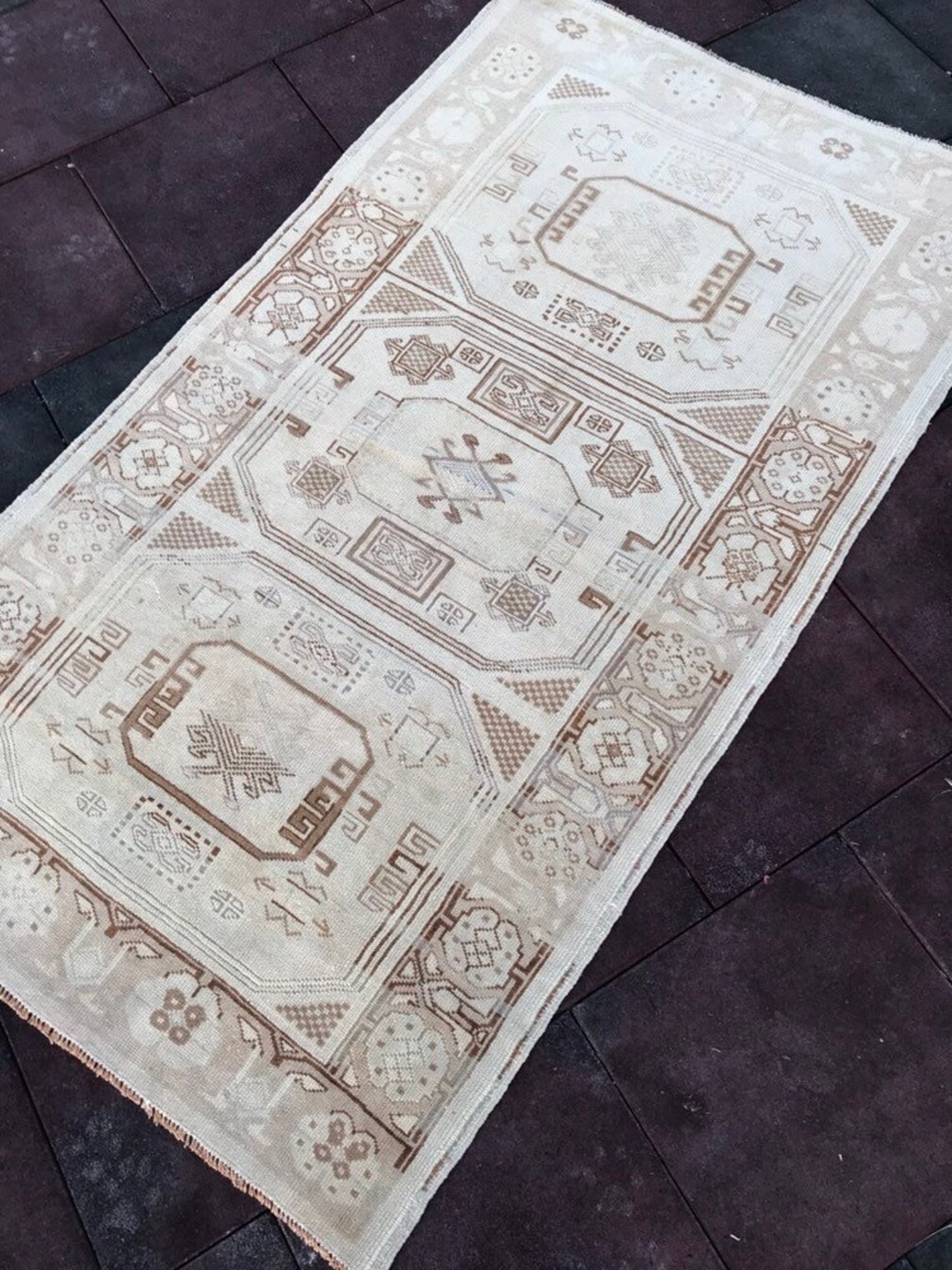 6 ft x 3 ft 4 in 182 x 104 cm Qushak Runner Vintage Runner