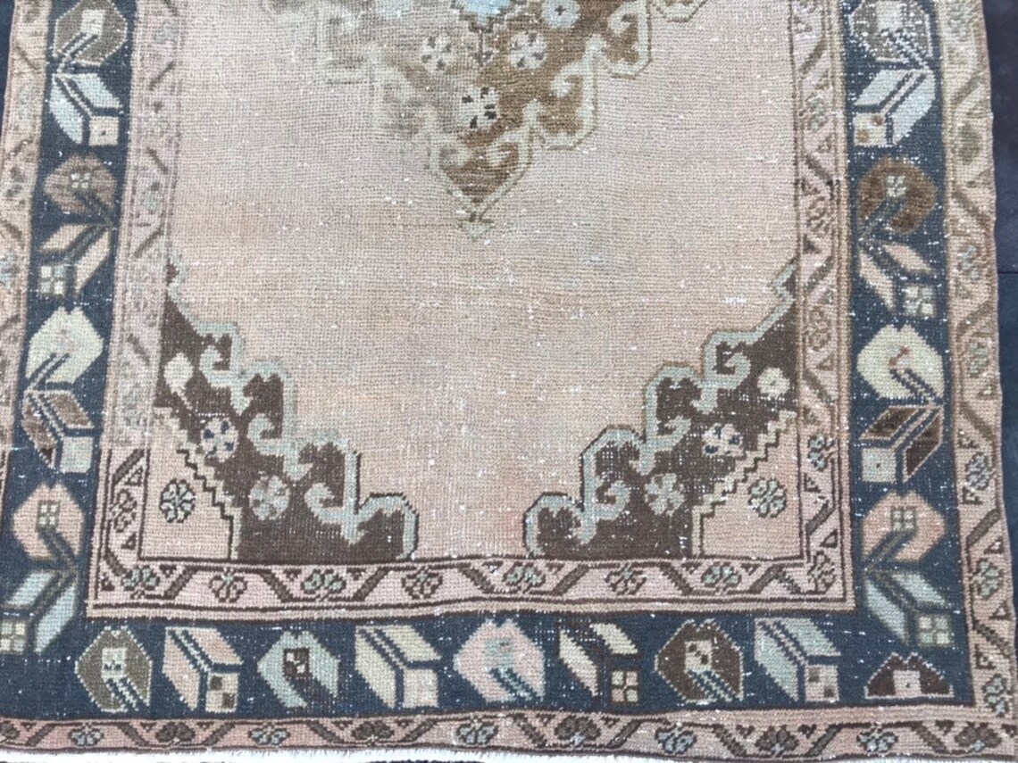 6 ft 2 in x 3 ft 9 in 189 x 120 cm Qushak Runner Rug Etsy
