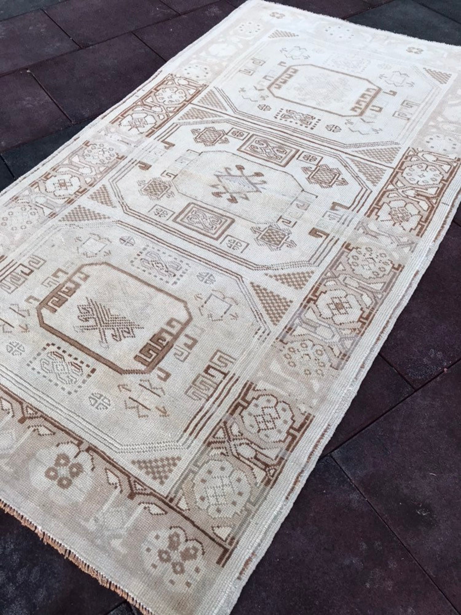 6 ft x 3 ft 4 in 182 x 104 cm Qushak Runner Vintage Runner
