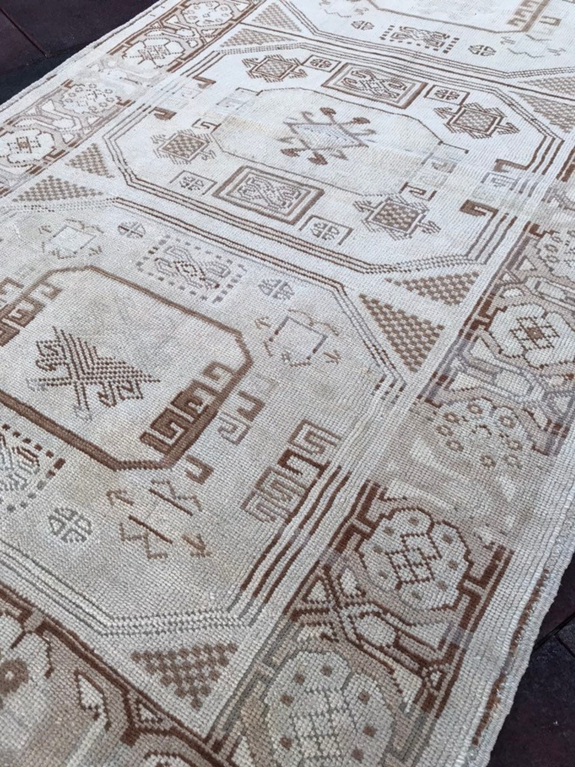 6 ft x 3 ft 4 in 182 x 104 cm Qushak Runner Vintage Runner