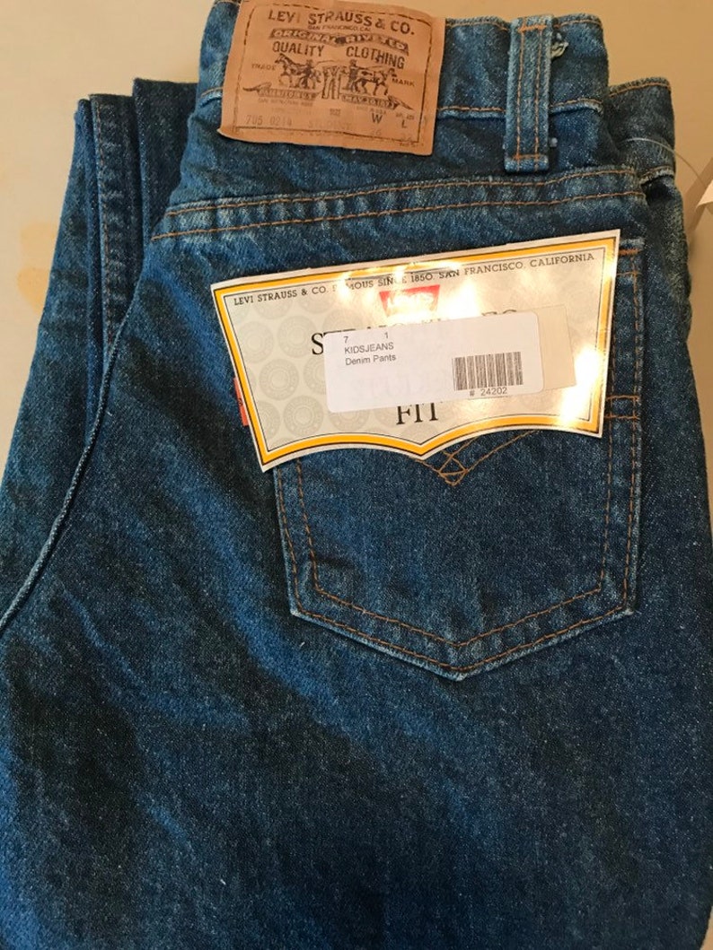 levi student discount