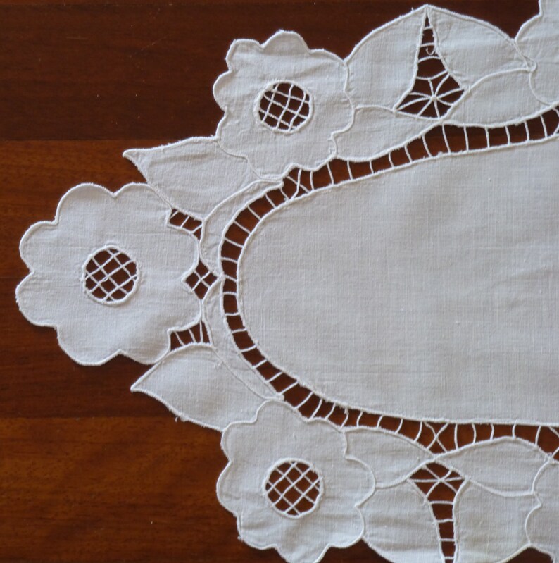 Two Vintage Table Runners Embroidered Small Tablecloths Etsy