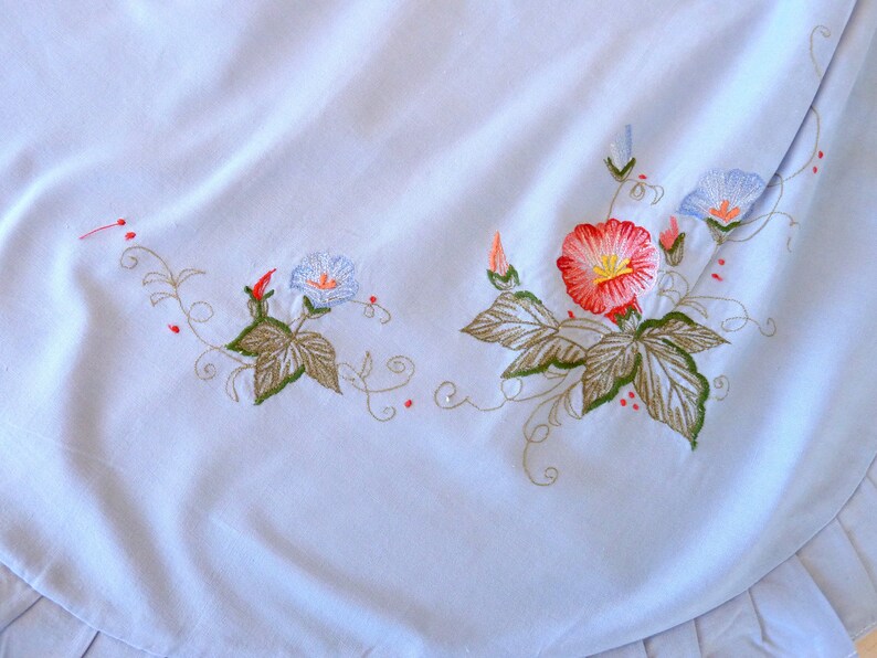 Vintage Embroidered light blue cotton apron with flowers and pocket