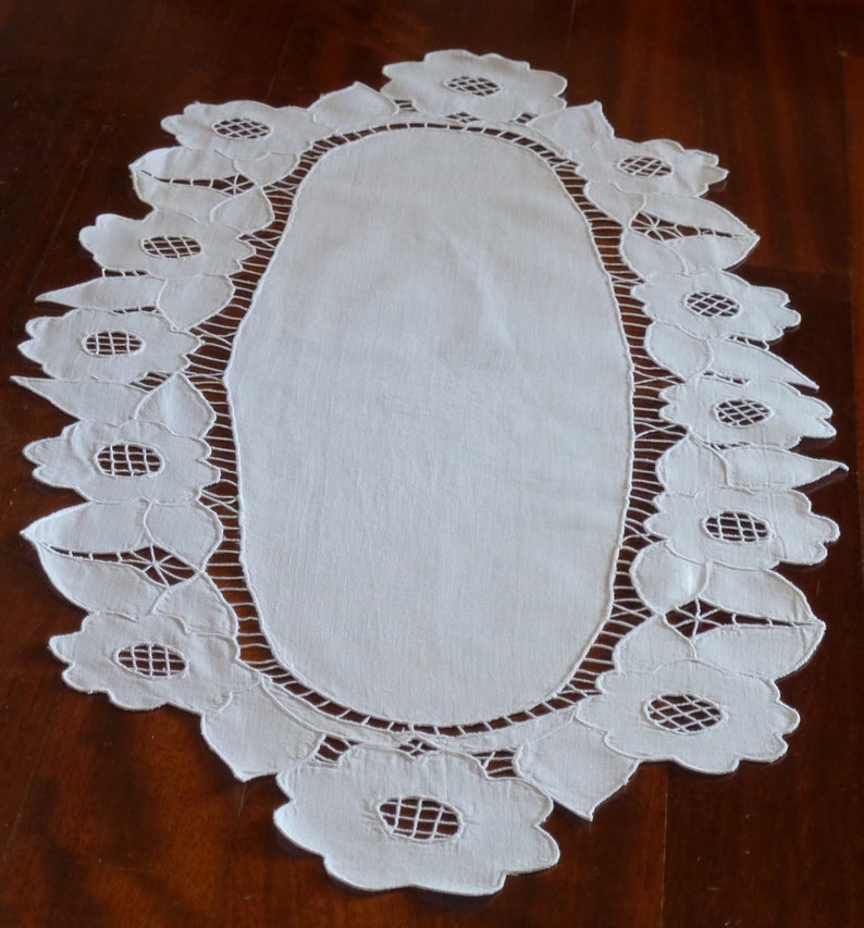 Two Vintage Table Runners Embroidered Small Tablecloths Etsy