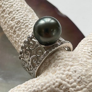 Hellenistic Inspired Design Ring with 11mm Tahitian Cultured Pearl with Topaz Accent