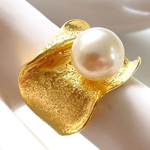 Spectacular 10mm White South Sea Cultured Pearl Ring with 18K Yellow Gold plated over 925 Sterling Silver