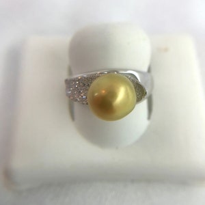 8-9mm Golden South Sea Cultured Pearl Ring