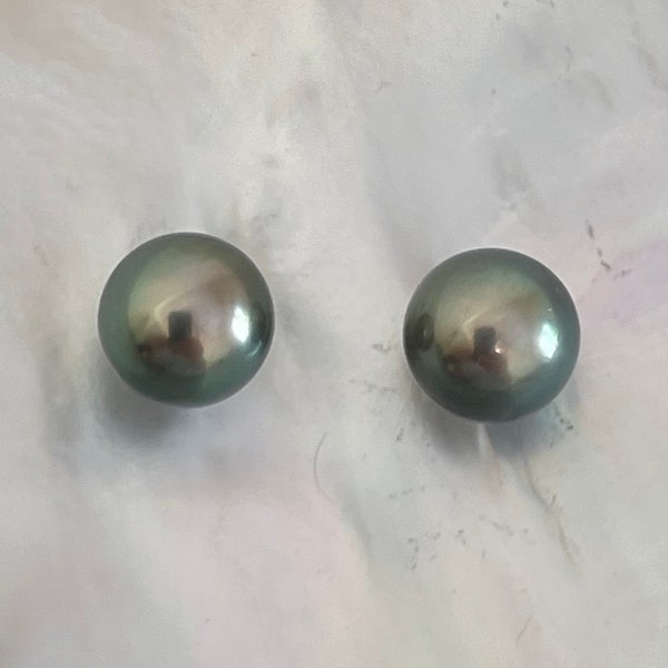 Rocket Color Collection: Incredible Vivid Natural Color 8mm Peacock Tahitian Cultured Pearl Stud Earrings with Backing of your choice
