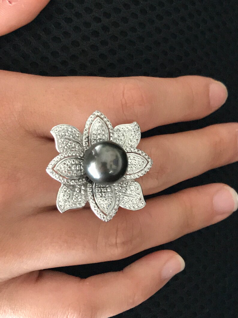 Cultured Tahitian Pearl Ring Floral 12mm Round Natural Colored