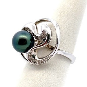 9mm Tahitian Cultured Pearl & White Zircon Ring