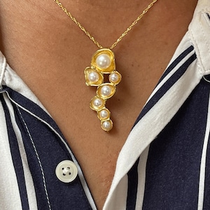 Pearls Constellation Pendant: Stunning Freshwater Cultured Pearl Pendant with 18k Yellow Gold plating
